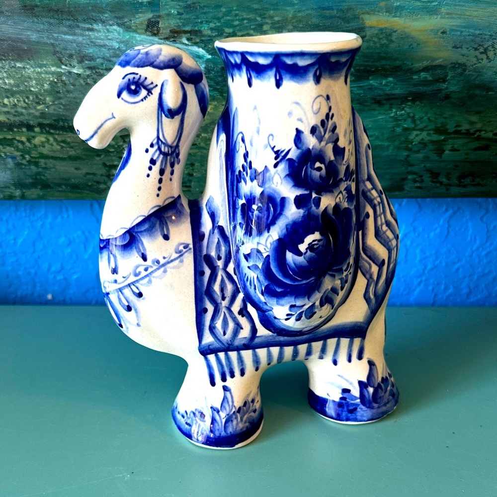 Unique Blue & White Ceramic Camel For Bulbs or flowers